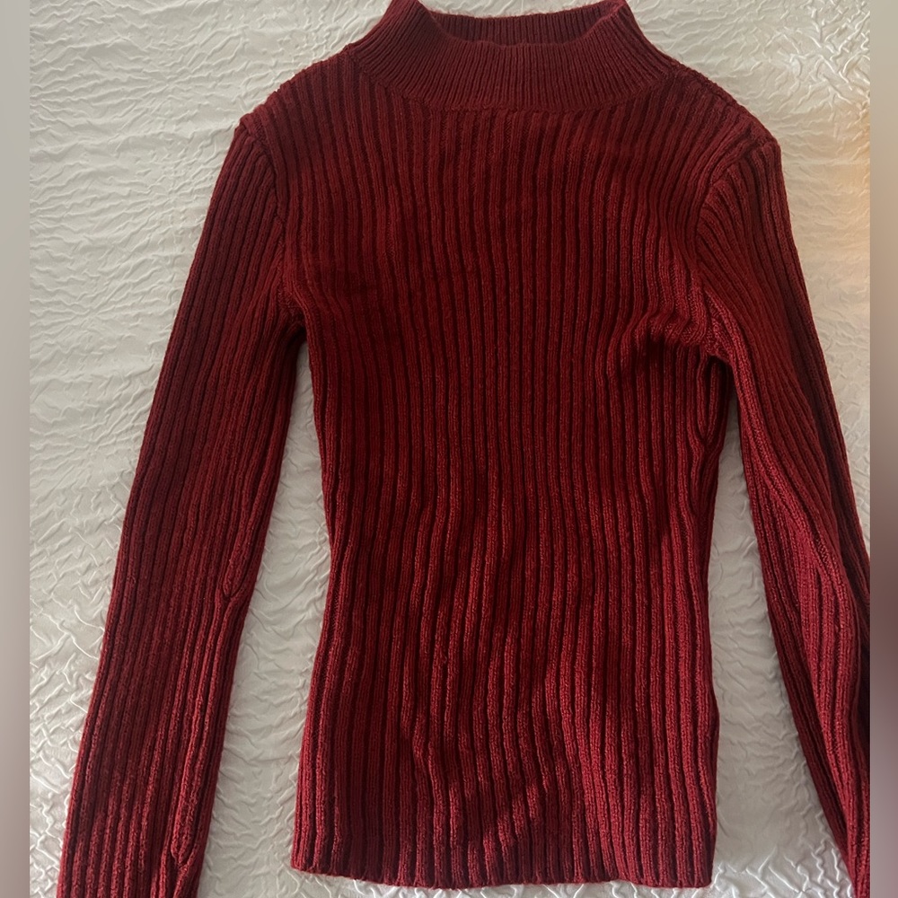 Red long sleeve Turtleneck